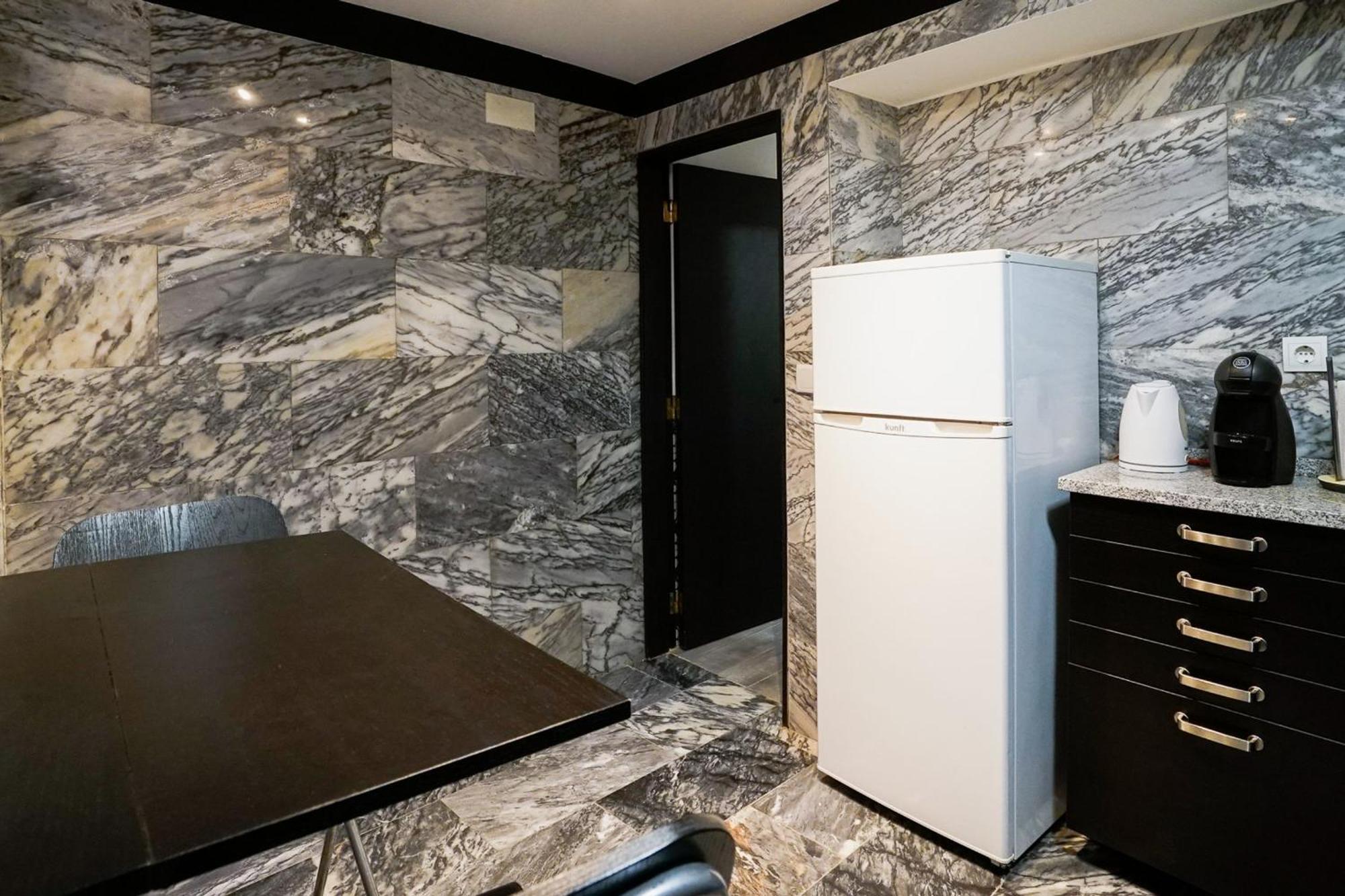 Cosmopolitan Chiado Apartment By Lovelystay Lisabona Exterior foto